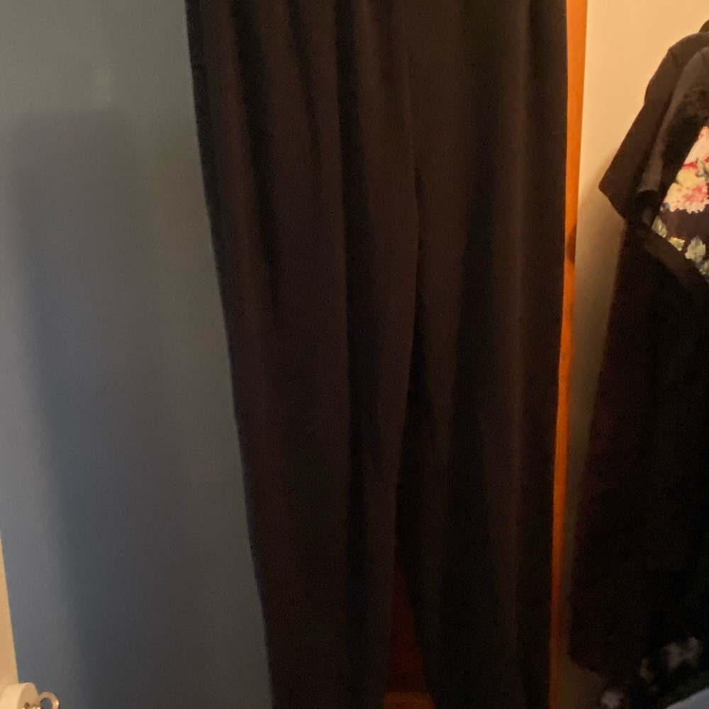 Black and gray fleece lounge pants